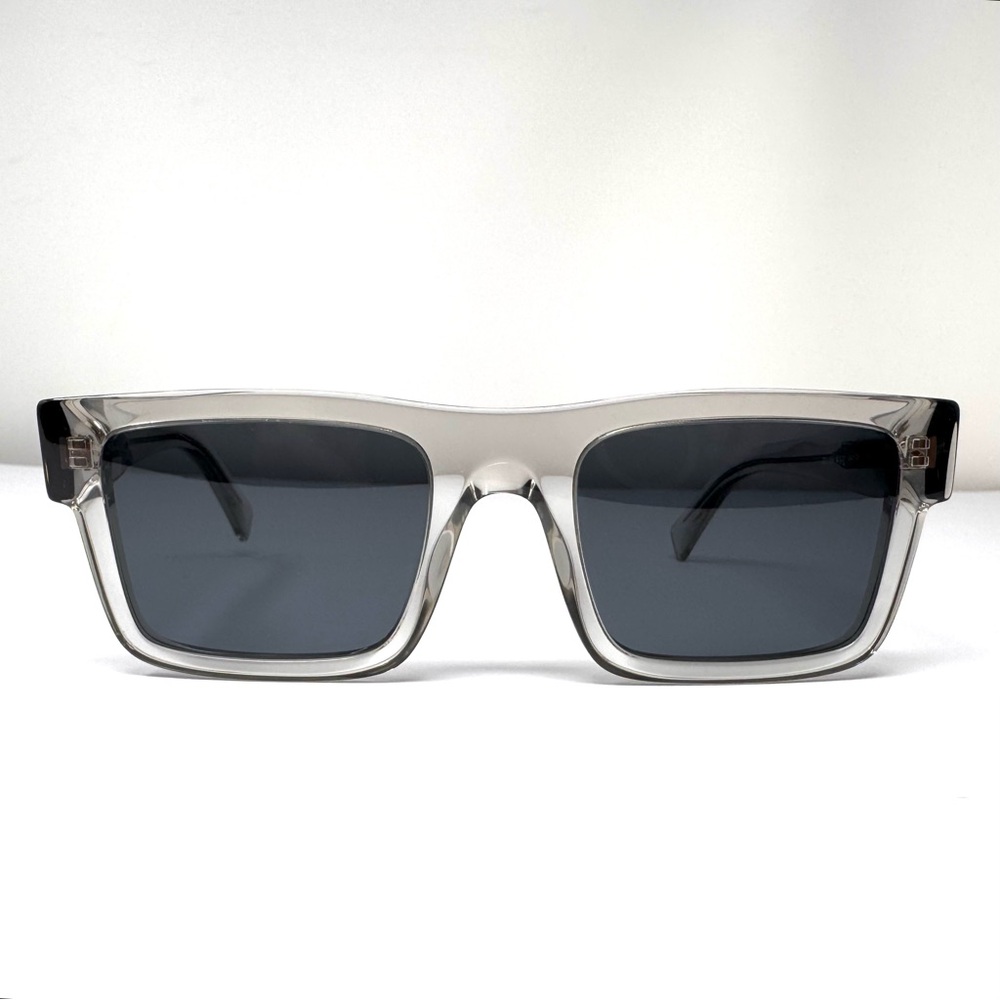 PRADA sunglasses, made in Italy - Picture 2 of 11
